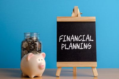 Financial Planning written on a small board.